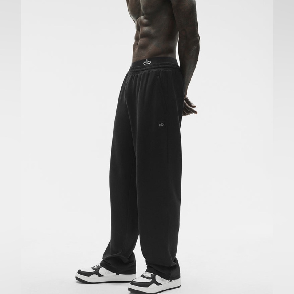 Alo yoga men's double take straight leg pant new with tags men's medium black